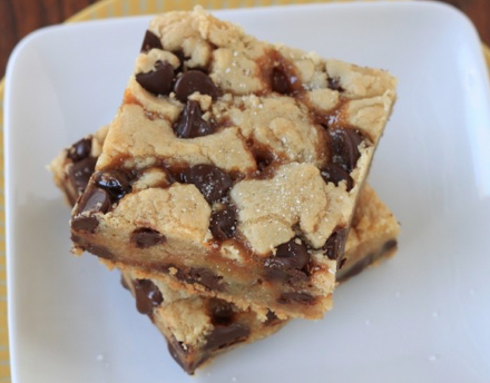 caramel chocolate chio cookie bars2