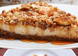 apple cheesecake with caramel
