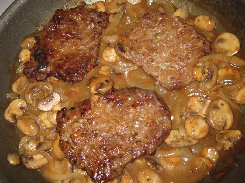 smothered cube steak