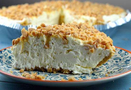 white chocolate cheesecake pie