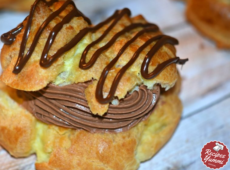 Mom’s Famous Cream Puffs With A Chocolate Twist!