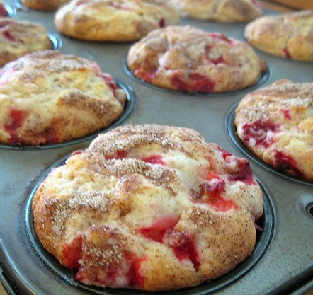 Fresh Strawberry Muffins – Easy Recipe