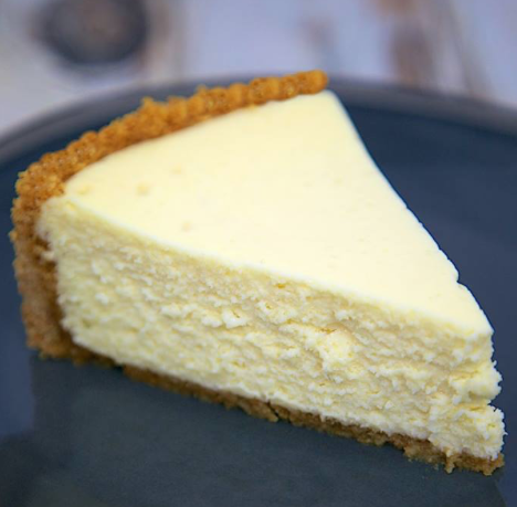 The Best Homemade Cheesecake Recipe | RecipesYummi