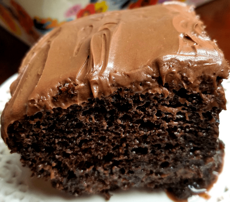 Better Than Sex Chocolate Poke Cake Recipesyummi 